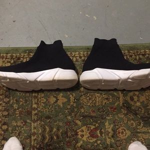 No name shoes worn once